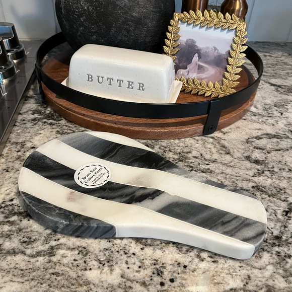 Black and White Marble Spoon Rest - Picture 2 of 4